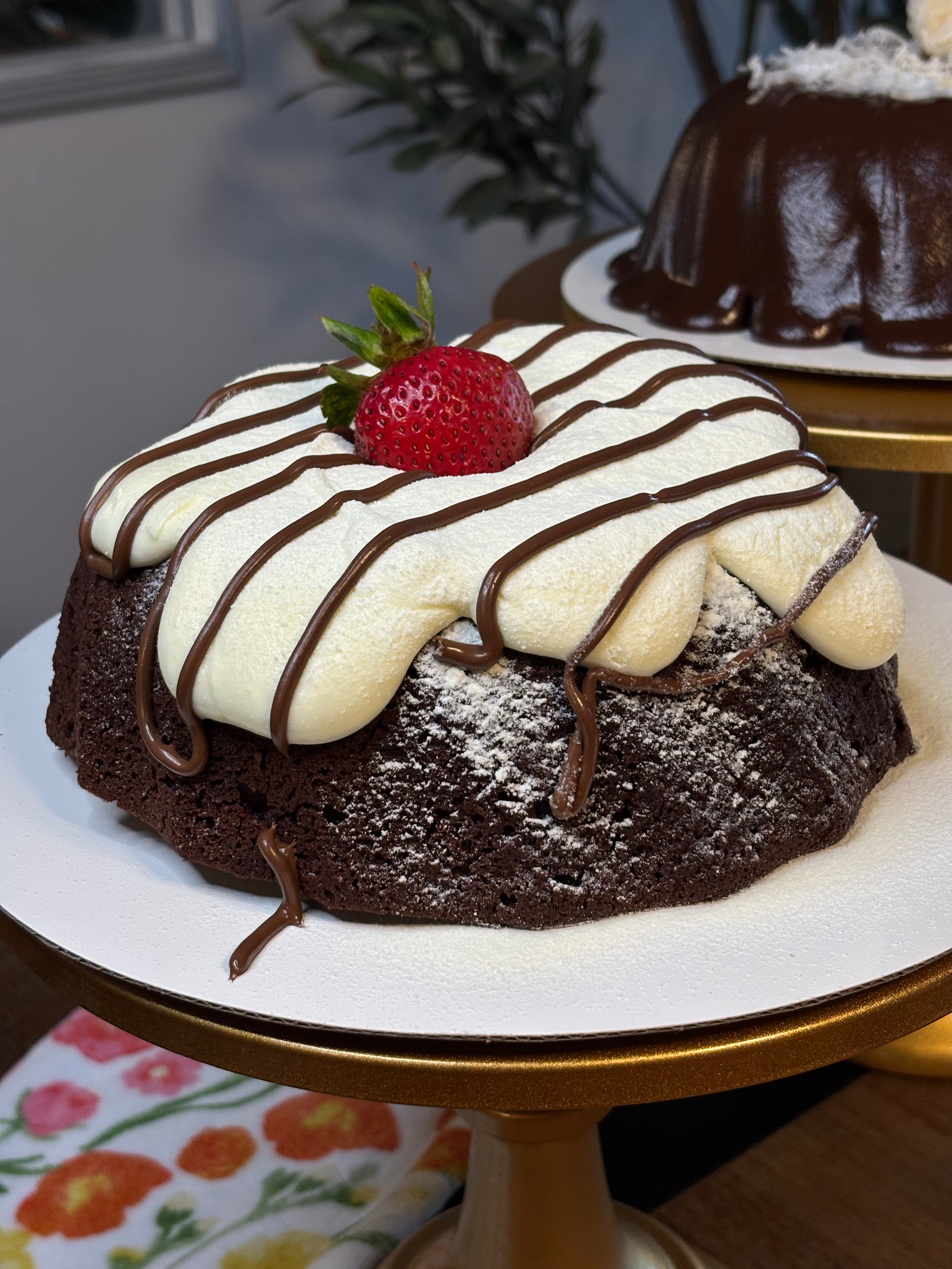 Kinder Bueno  with Strawberries Volcano Cake