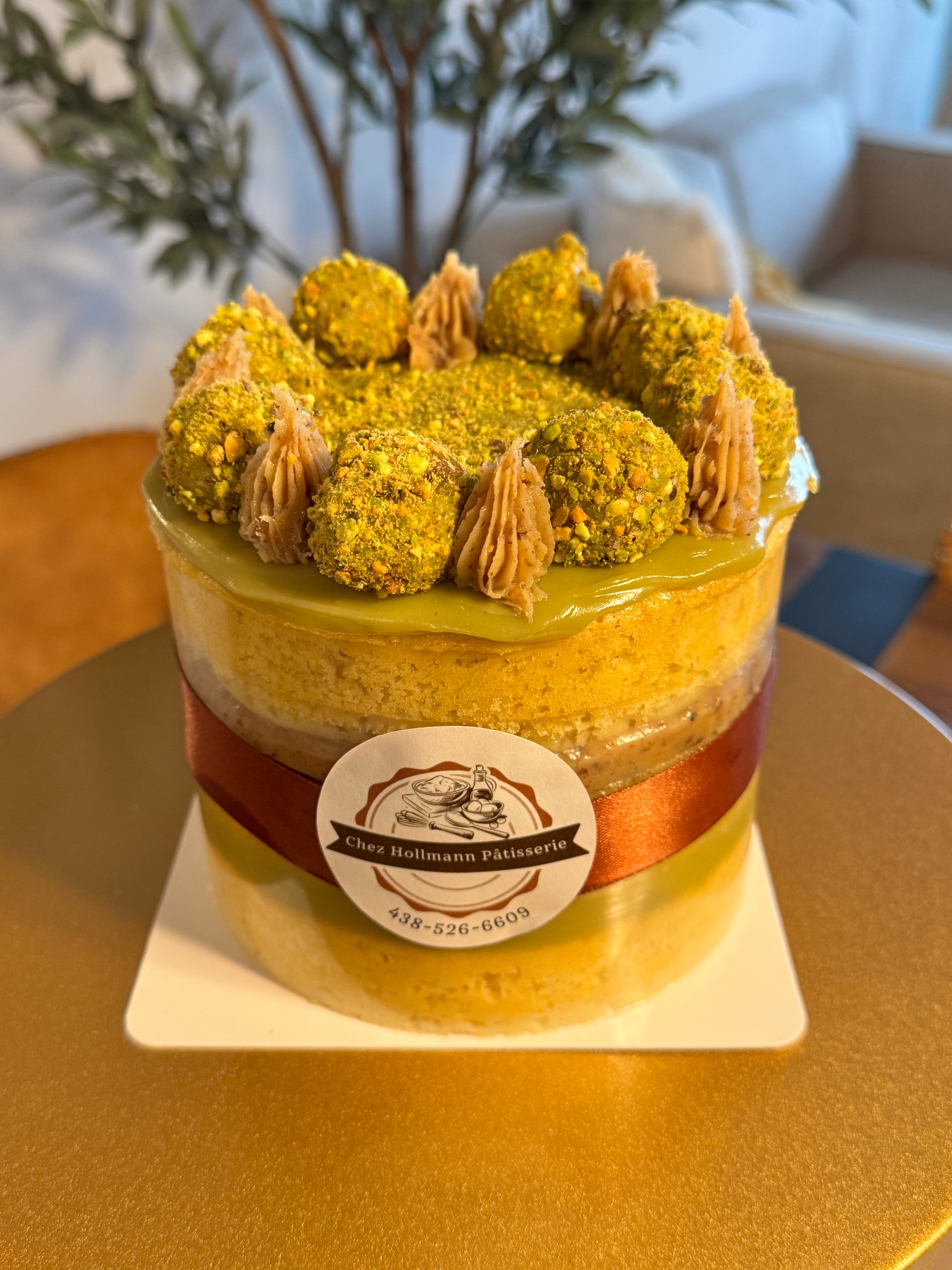 Pistachio Naked Cake